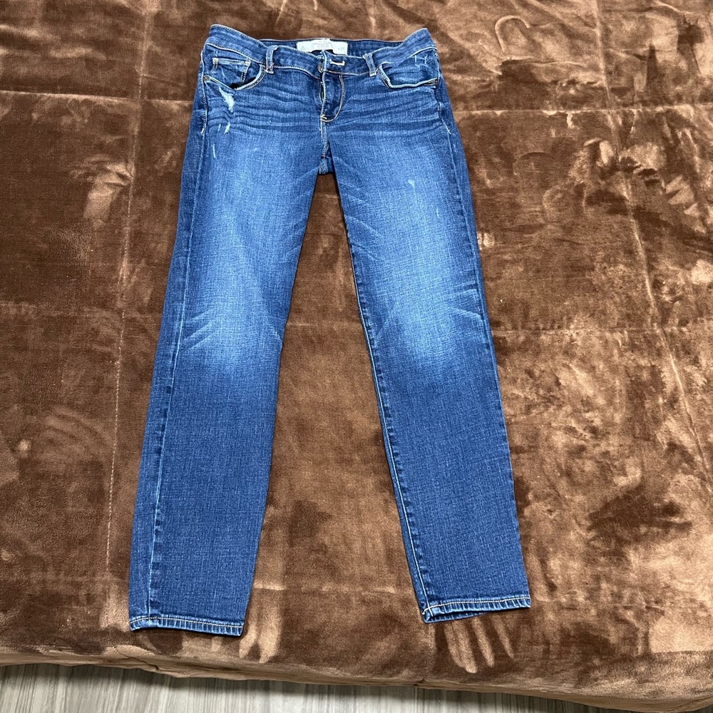 Woman’s size 4 Abercrombie and Fitch jeans
